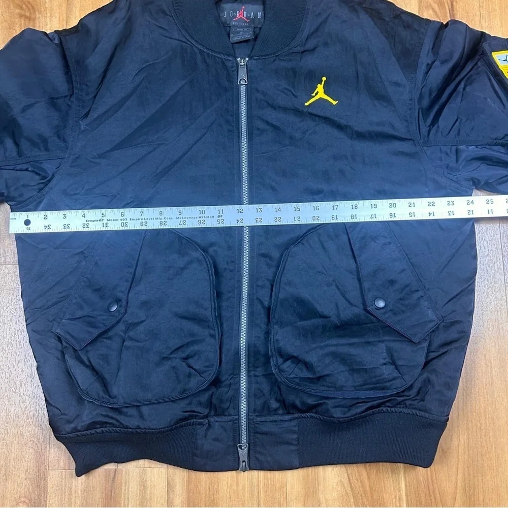 Air Jordan Men’s Sports Full-Length Zipper Autumn Jacket Black Size‎ M